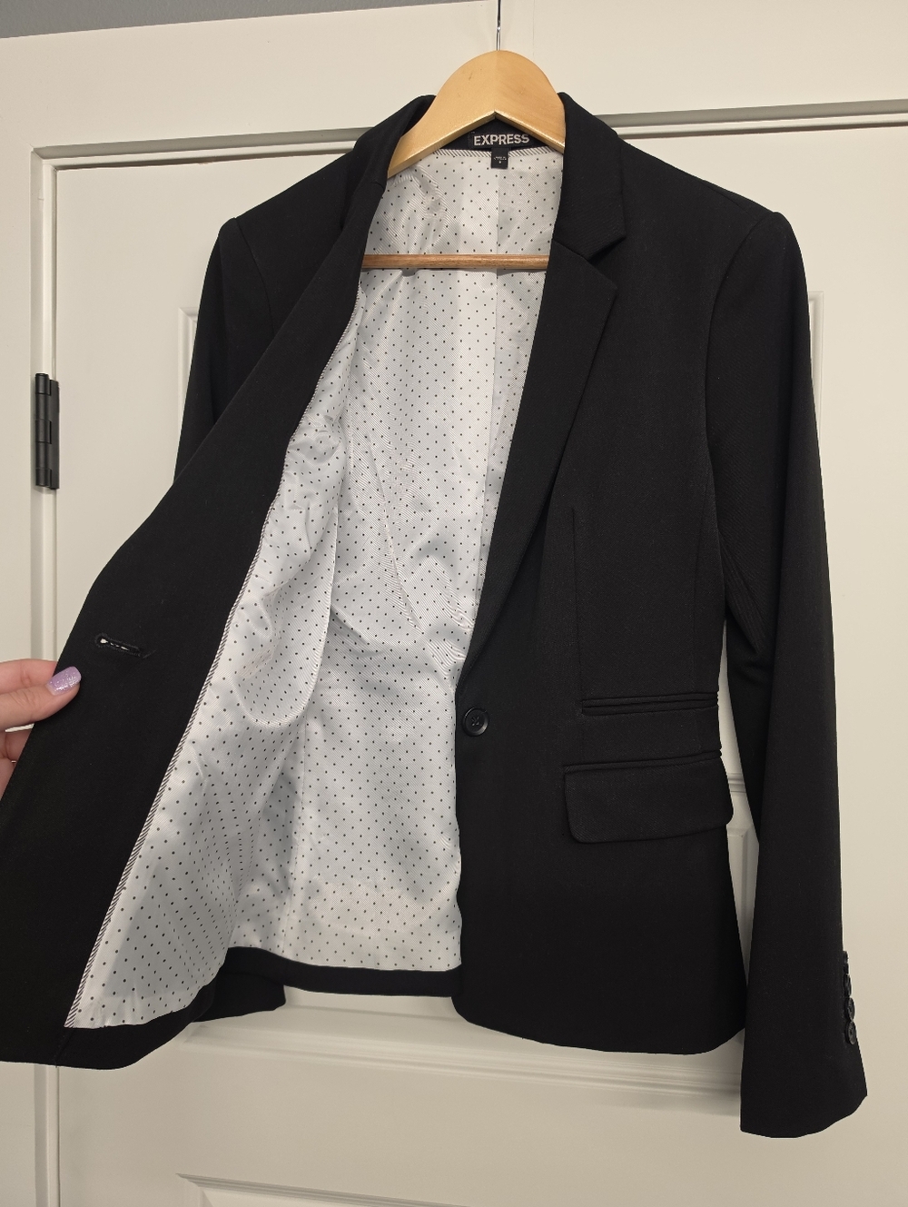 EXPRESS Black Tailored Blazer – Classic One-Button Suit Jacket - Picture 2 of 13